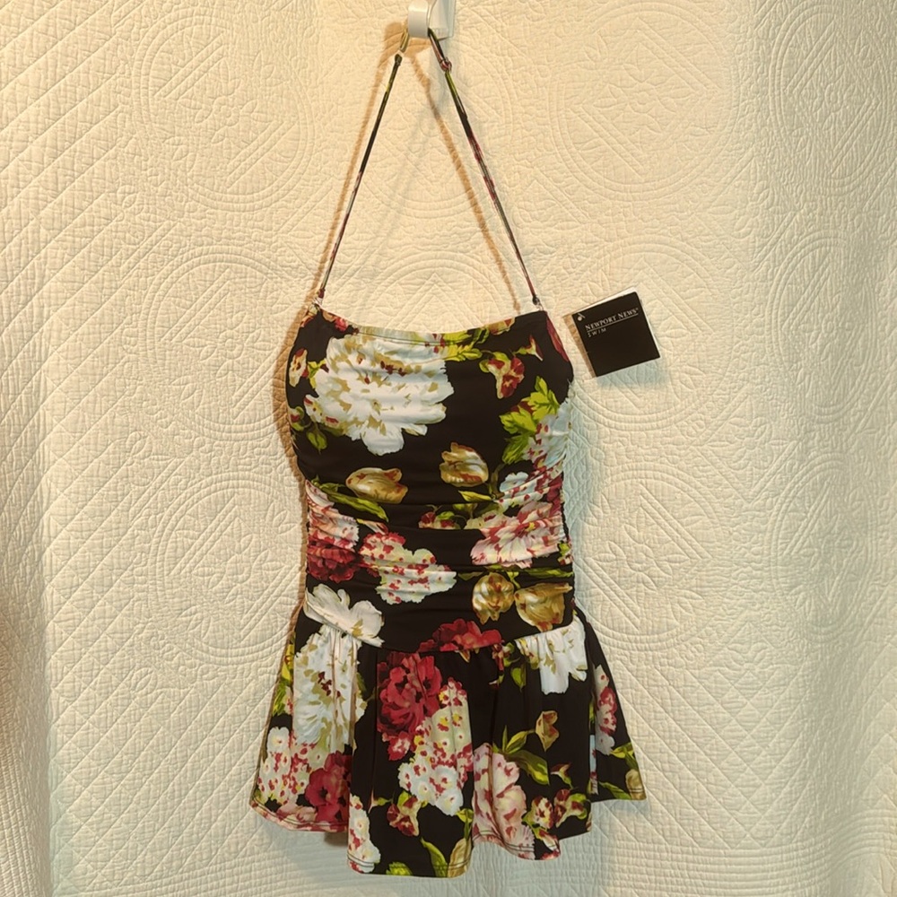 Flattering Swim Dress, Size6/8, NWT, Vintage Print, Pin-up, Newport News, Retro